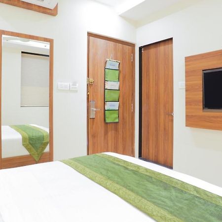 Hotel Amber Palace Mumbai Central Экстерьер фото