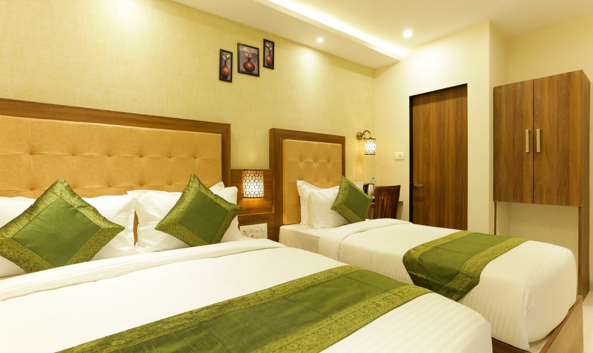 Hotel Amber Palace Mumbai Central Экстерьер фото